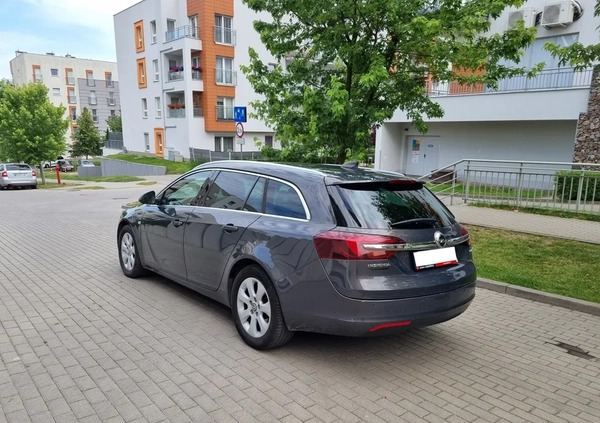 Opel Insignia cena 32900 przebieg: 219000, rok produkcji 2016 z Gdańsk małe 121